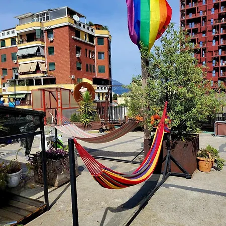 Albania Loft Хостел