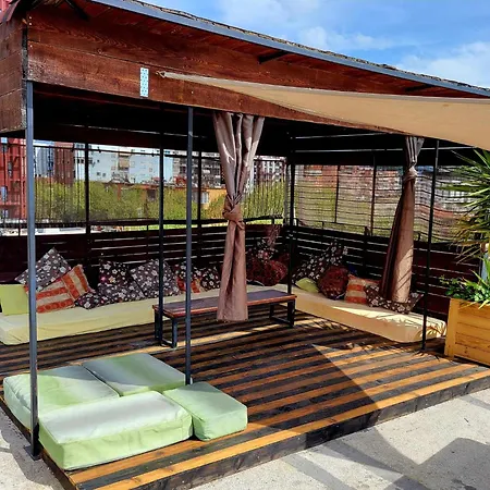 Хостел Albania Loft Тирана