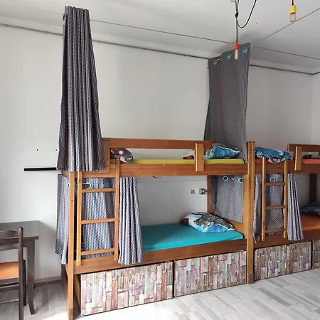 Auberge de jeunesse Albania Loft Tirana