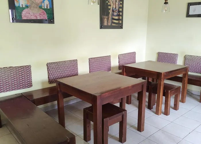 Albania Loft Hostel *