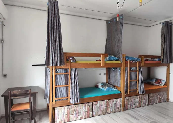 Hostel Albania Loft Τίρανα
